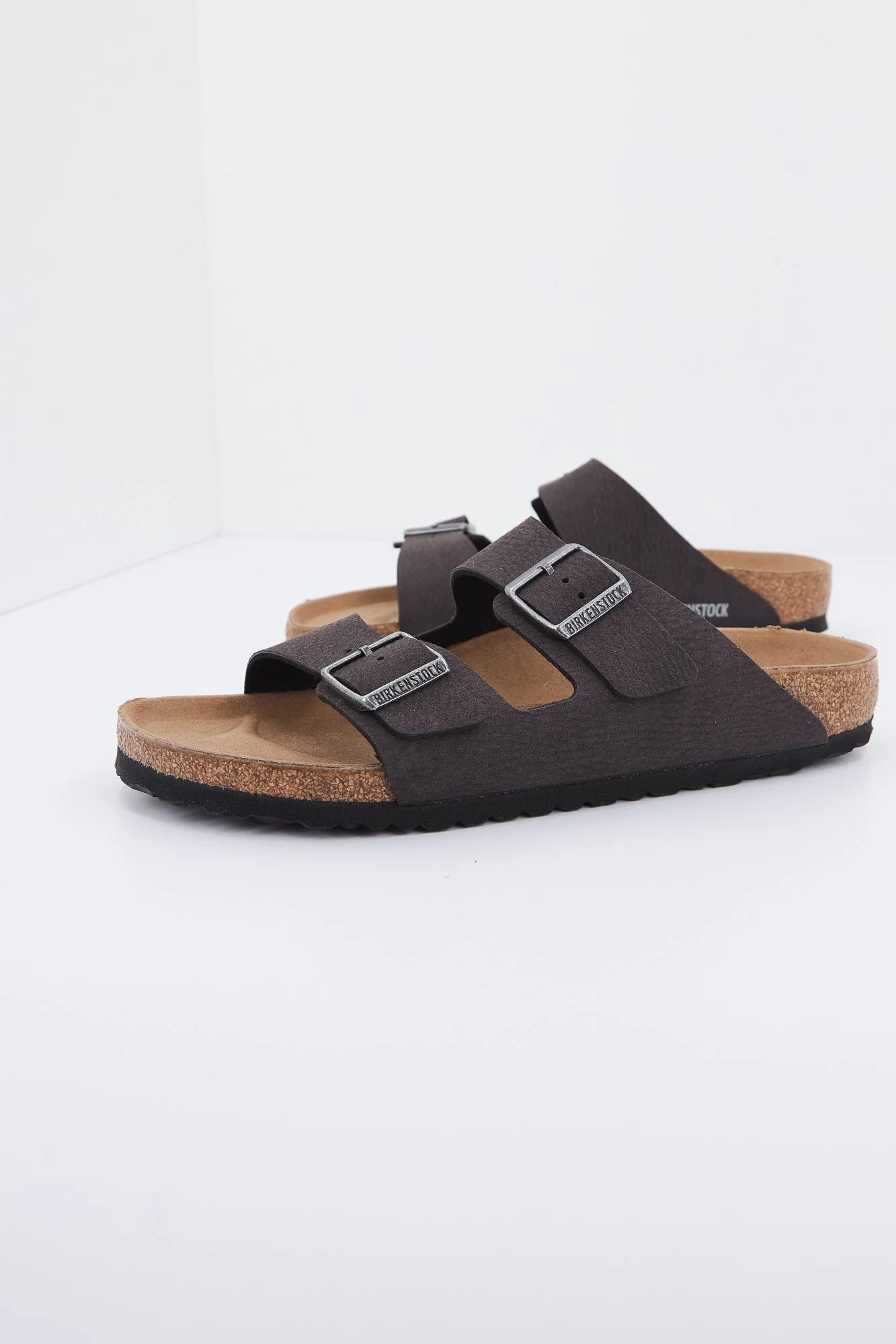 1000076892