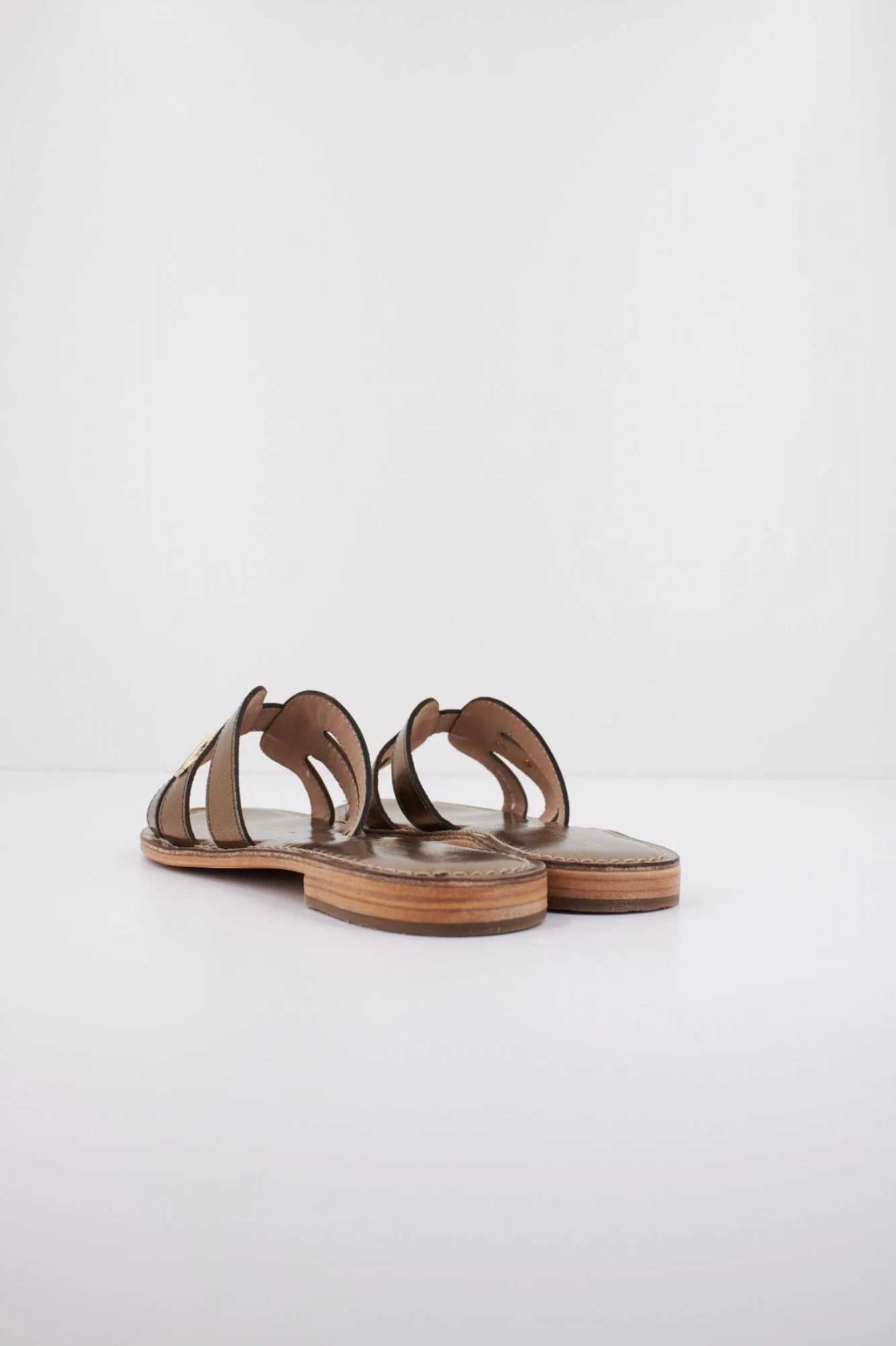 1000115143 - Image 3