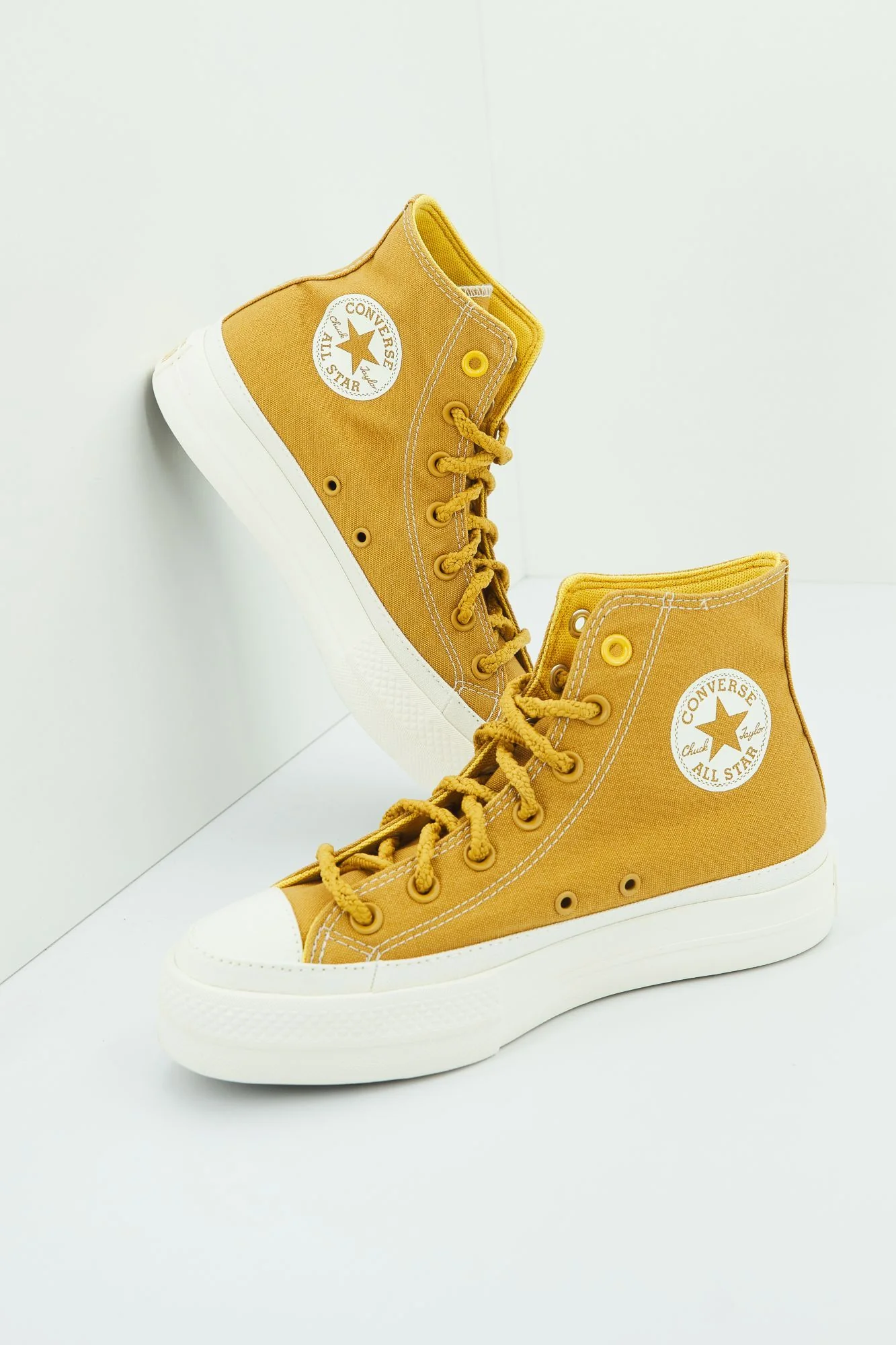 1000089383